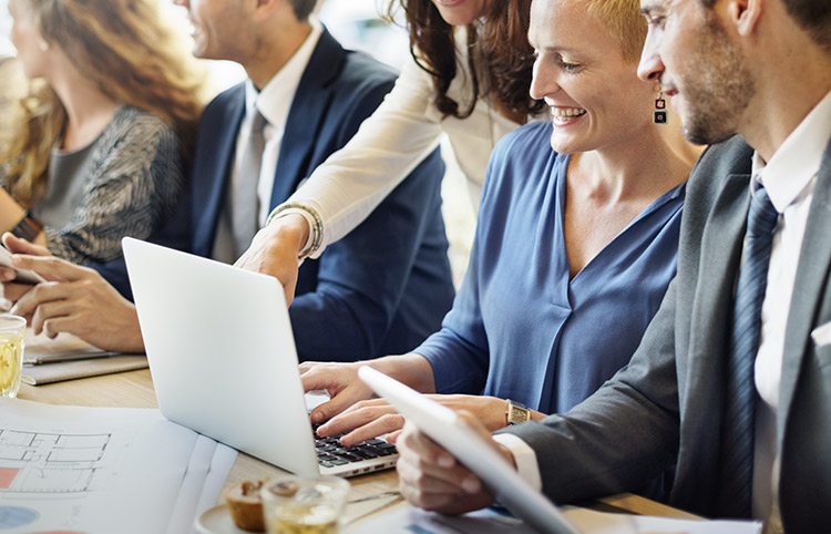 写真：コンサルティングファームに特徴的な企業文化